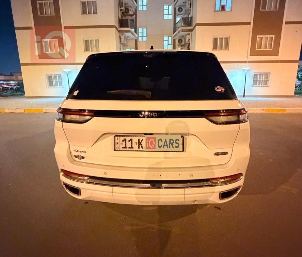 جيب جراند شيروكي